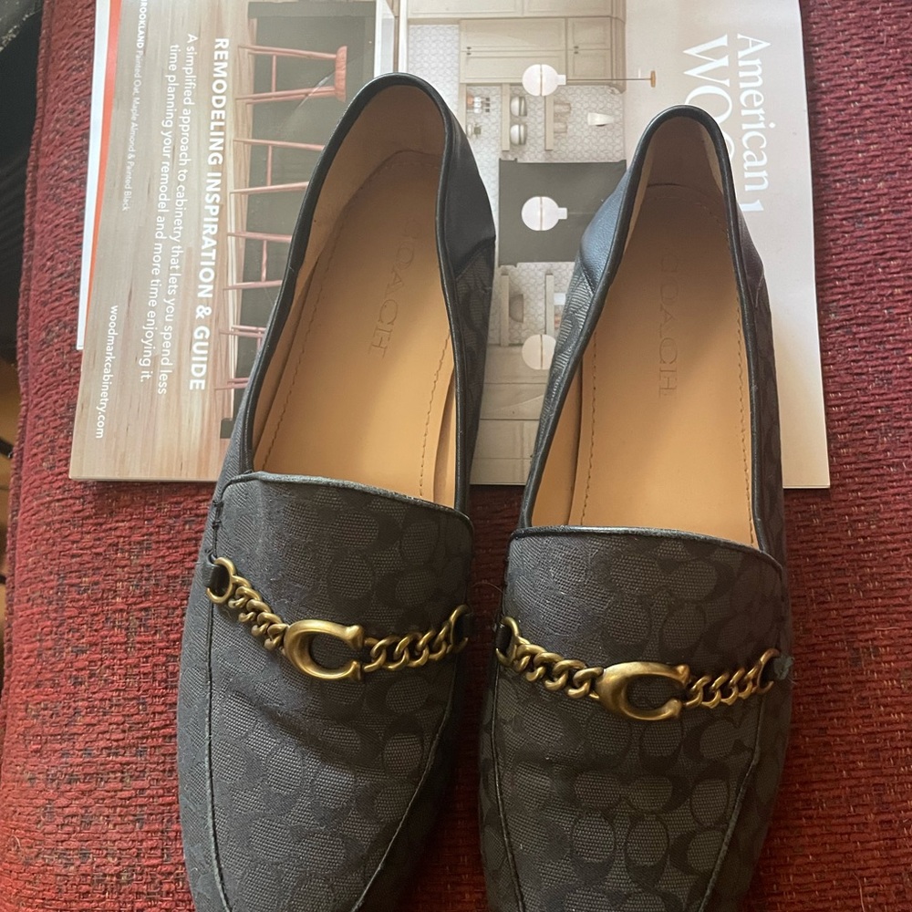 Coach Signature Black Loafers with Gold Chain
